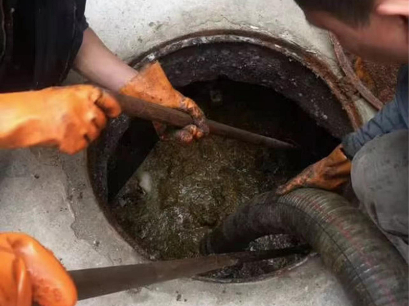 蒋湖农场化油池、化粪池清理要做哪些安全措施？